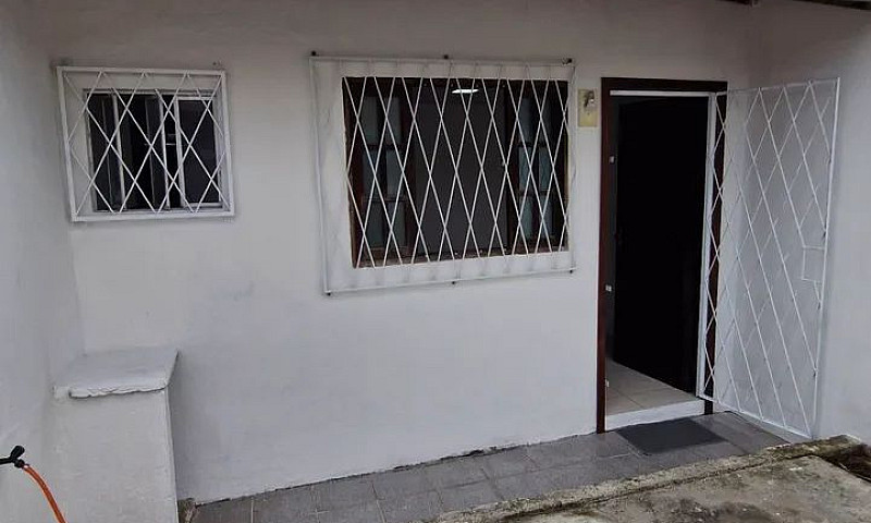 Casa De 1 Dormitório...