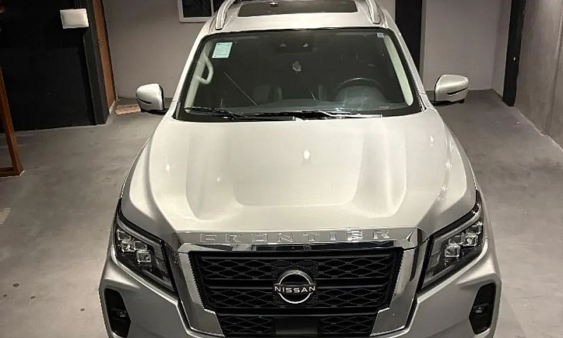 Nissan Frontier Plat...