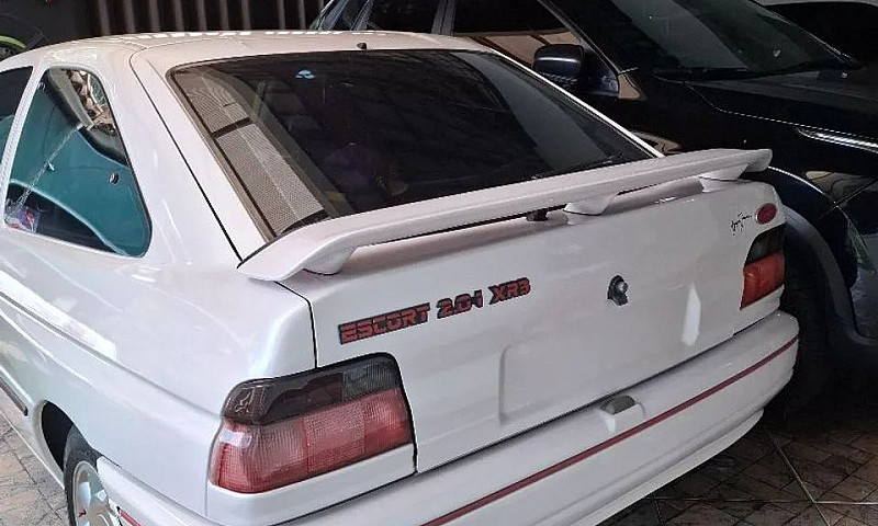 Ford Escort Xr3 2.0I...