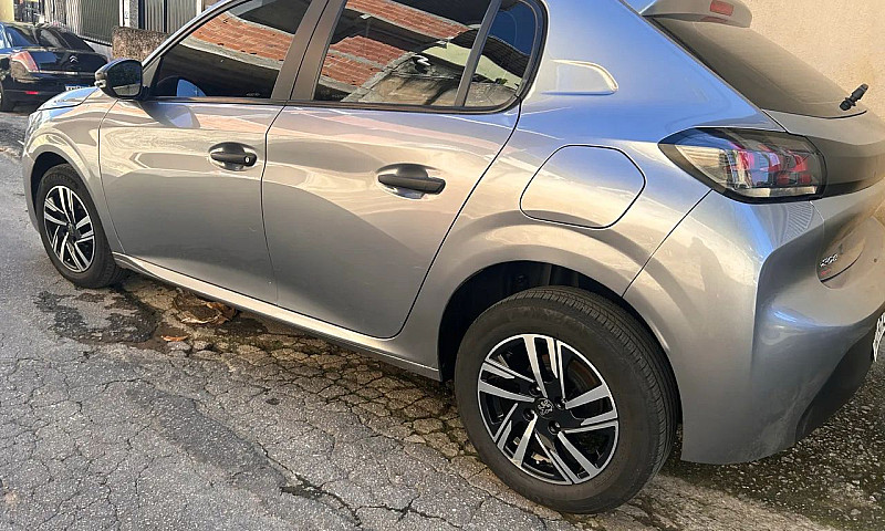 Peugeot 208 Like 1.0...