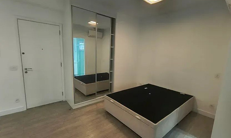 Pinheiros  35 M²  Ru...