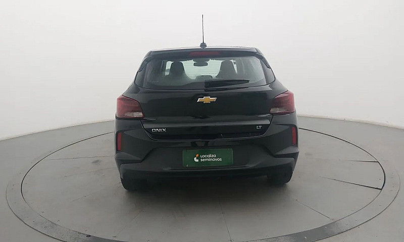 Chevrolet Onix Hatch...