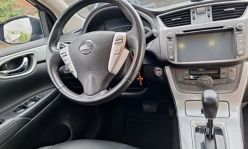 Vendo Nissan Sentra ...