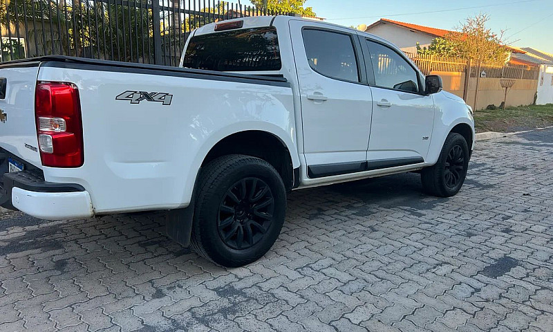 Chevrolet S10 Pick-U...