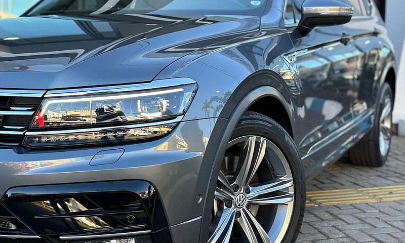 Volkswagen Tiguan Al...