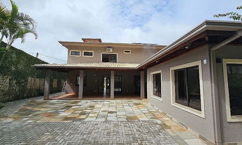 Linda Casa 4 Suítes ...