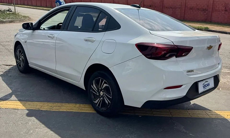 Chevrolet Onix Plus ...