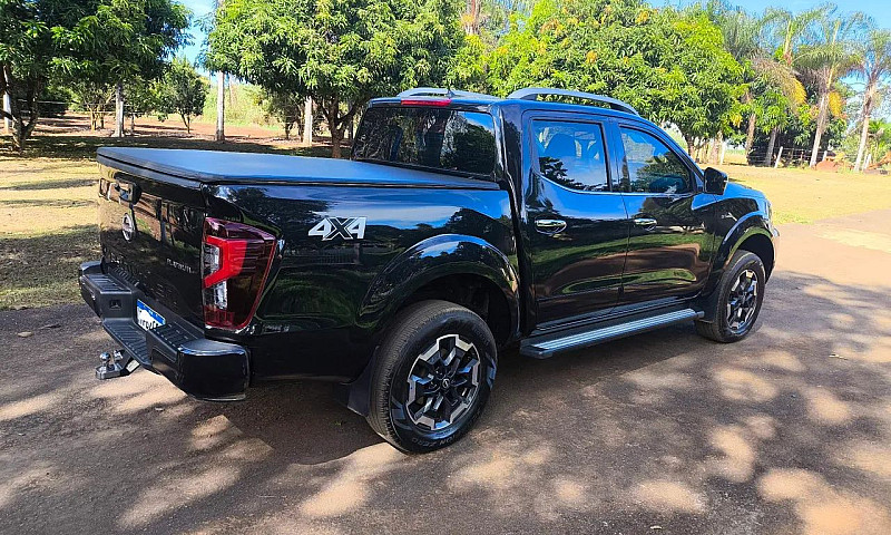 Nissan Frontier Plat...