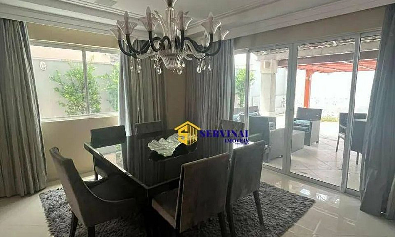 Casa Com 6 Dormitóri...