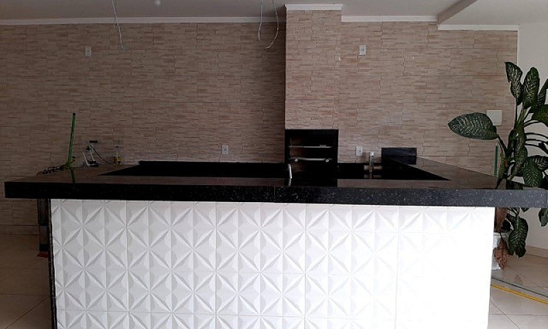 Vendo Casa Três Quar...