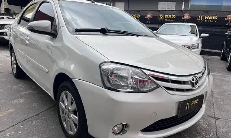 Toyota Etios Xls Sed...