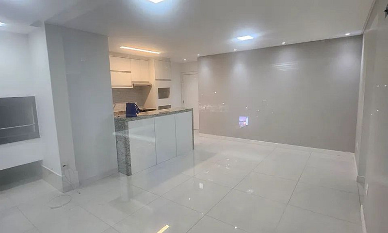 Exc Apt 02 Suites, A...