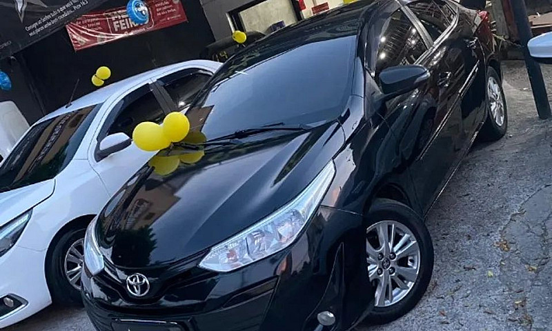 Toyota Yaris Xl Seda...