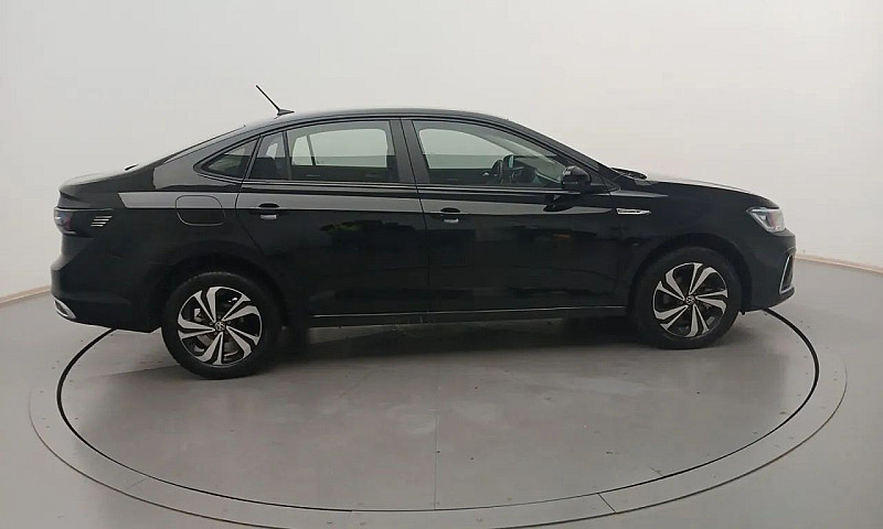 Volkswagen Virtus Co...