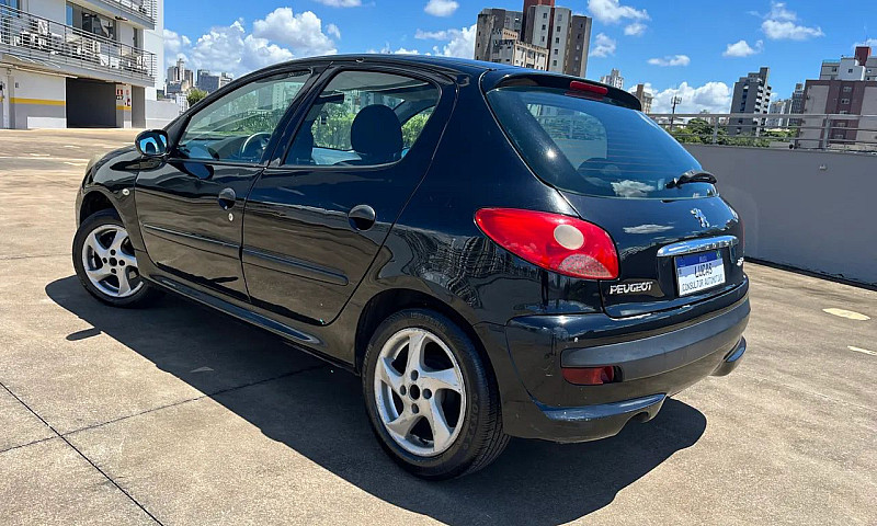 Peugeot 207 X-Line 1...