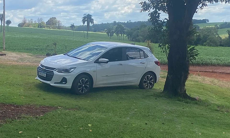 Chevrolet Onix Hatch...