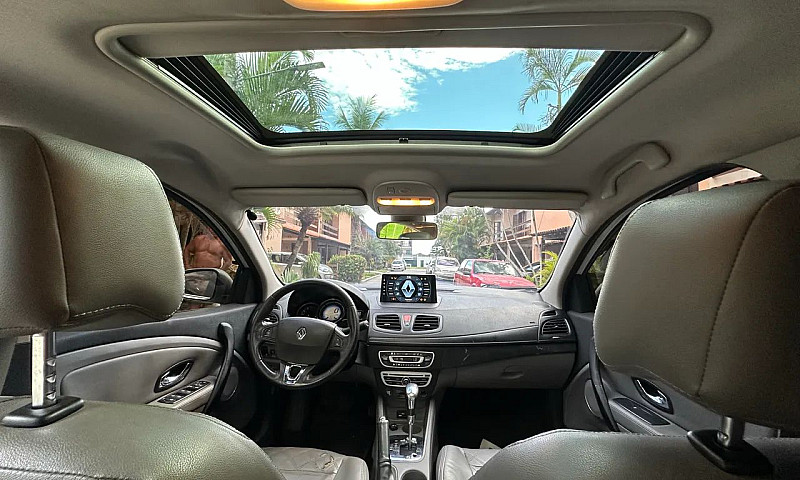 Renault Fluence Seda...