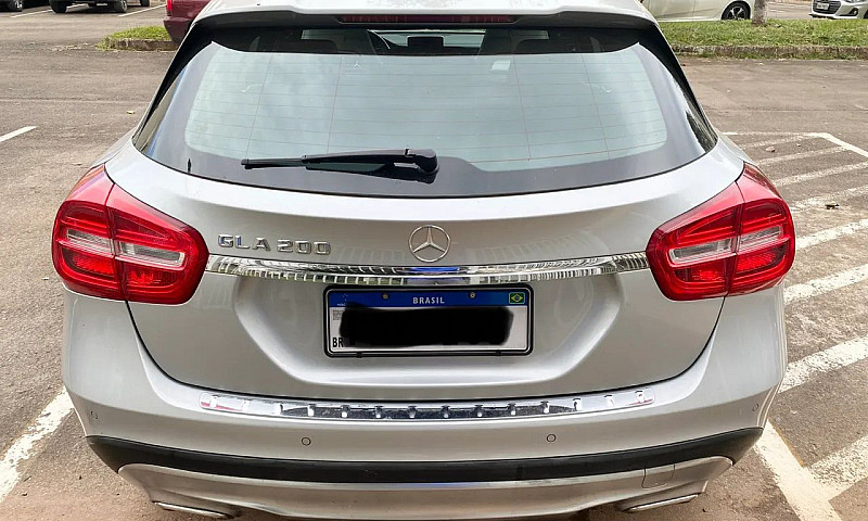 Mercedes-Benz Gla 20...