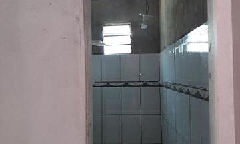 Alugo Casa No Bairro...