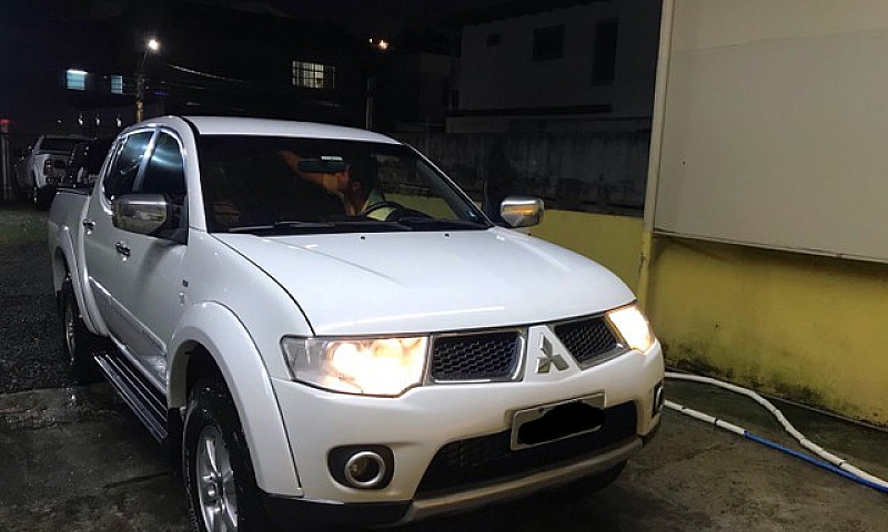 L200 Triton Diesel ...
