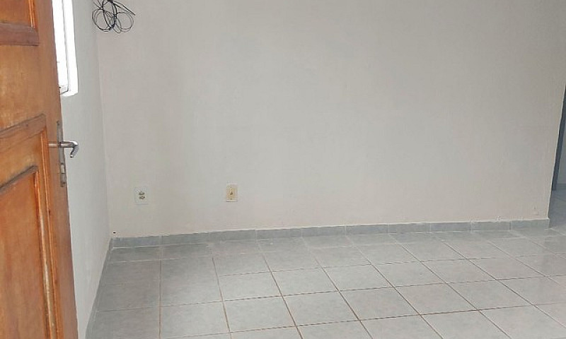 Aluga-Se Apartamento...