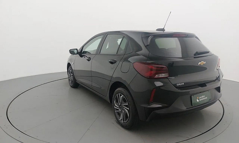 Chevrolet Onix Hatch...
