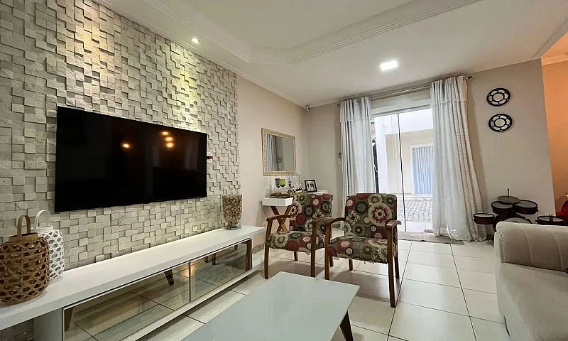 Casa À Venda No R. I...