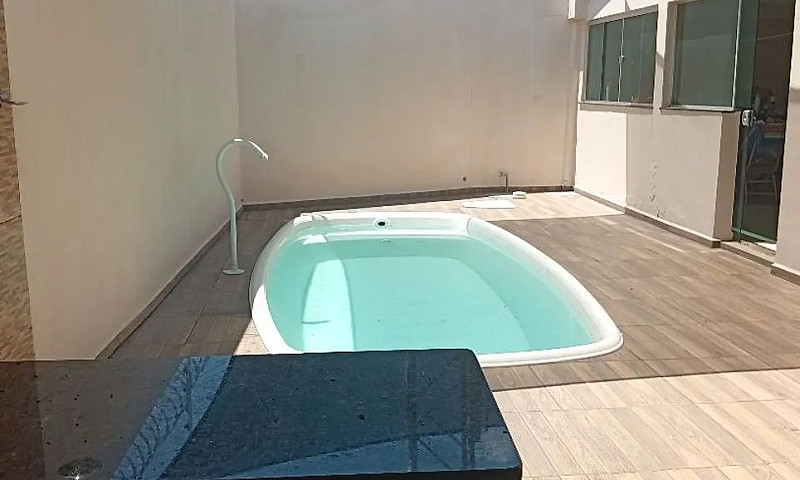Casa Com Piscina Sem...