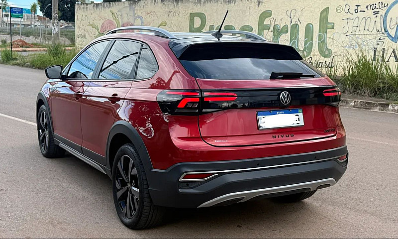 Volkswagen Nivus Hig...