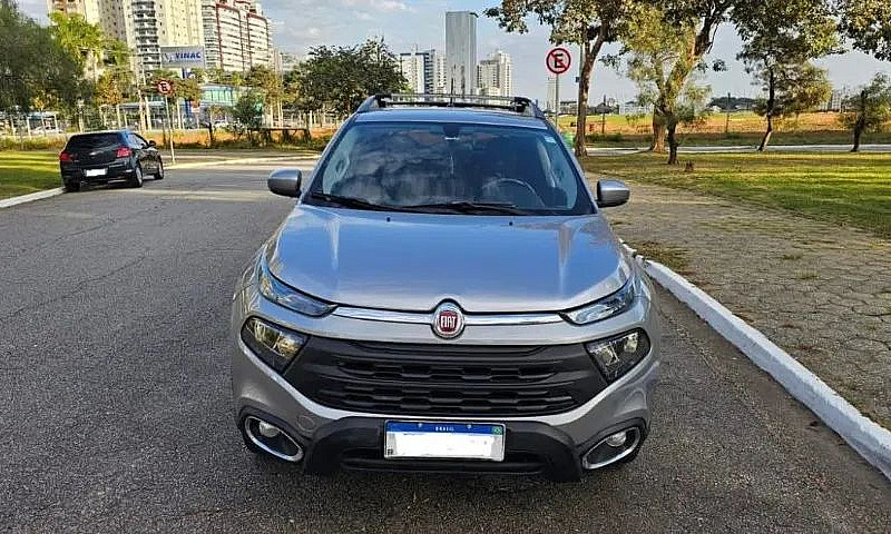 Fiat Toro Freedom 1....