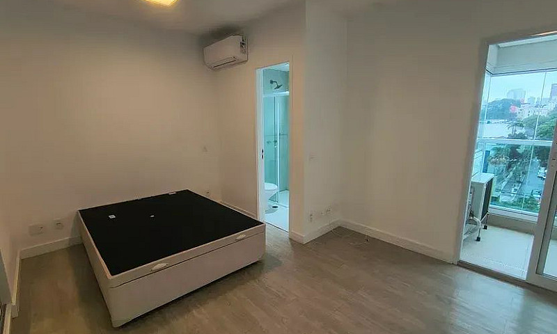 Pinheiros  35 M²  Ru...