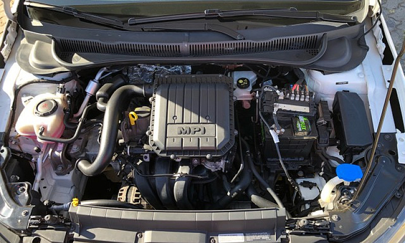 Volkswagen Polo Mpi...
