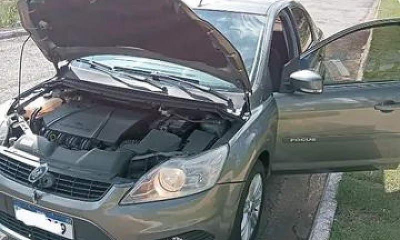 Ford Focus Sedan 201...