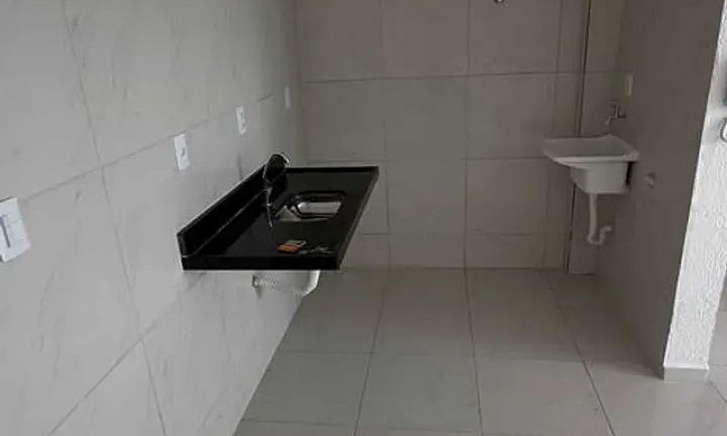 Aluga-Se Apartamento...