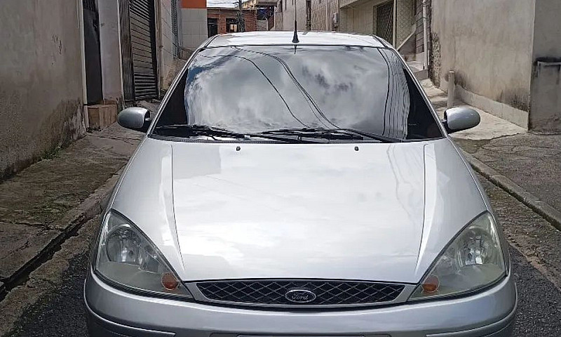 Ford Focus 1.6 S/Se/...