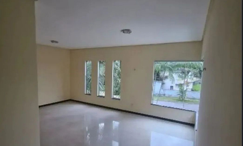 Casa Duplex Com 5 Su...