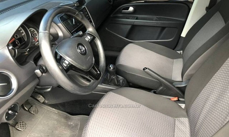 Volkswagen Up 1.0 Mp...