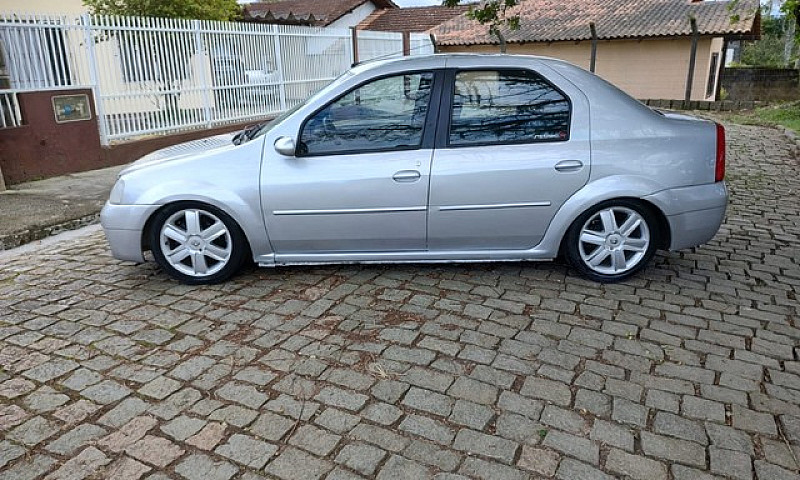 Renault Logan Privil...