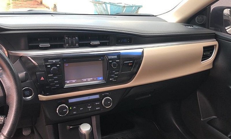 Corolla Altis 2.0 An...