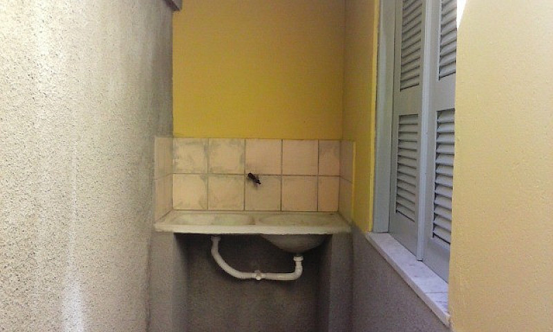 Casas Rodolfo Teofil...