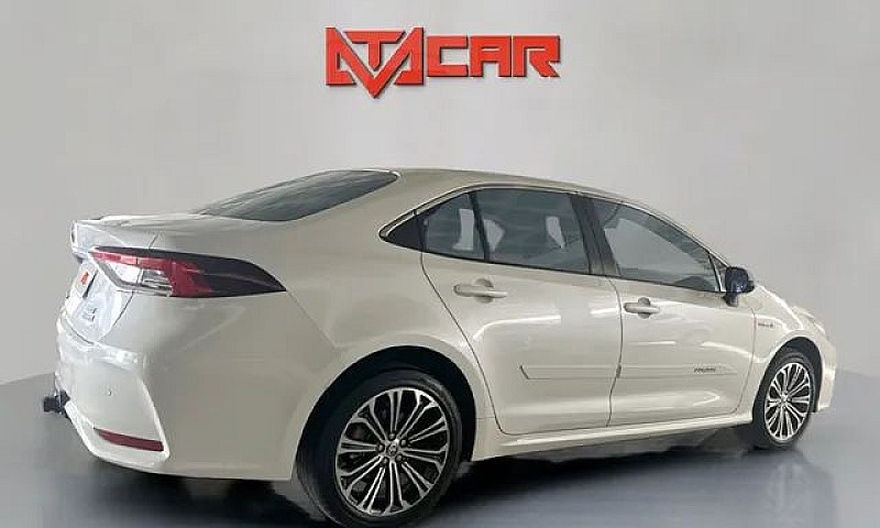 Corolla Altis Premiu...