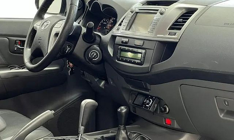 Toyota Hilux Hilux C...