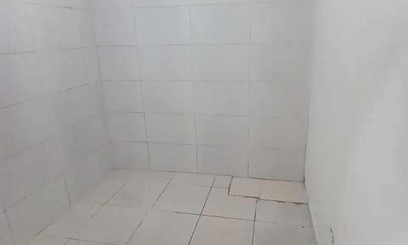 Aluga-Se 4 Cômodos I...