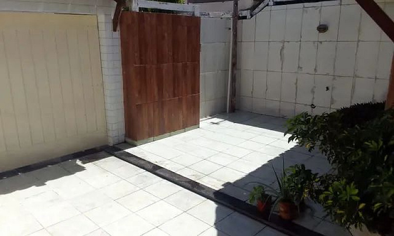 Vende Se Uma Casa No...