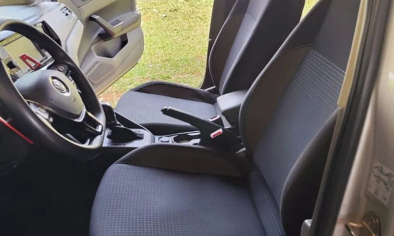 Volkswagen Virtus Co...