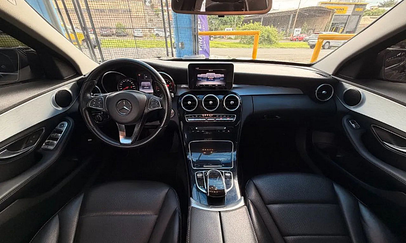 Mercedes-Benz C-180 ...