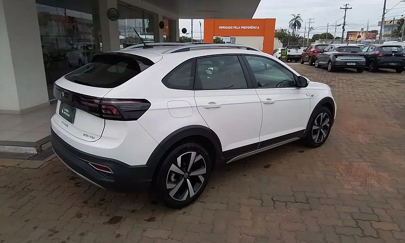 Volkswagen Nivus Hig...