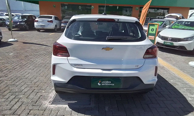 Chevrolet Onix Hatch...