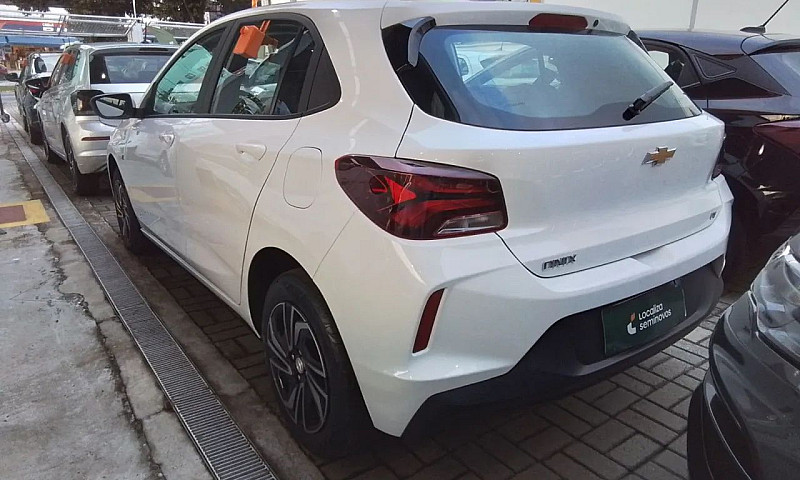 Chevrolet Onix Hatch...