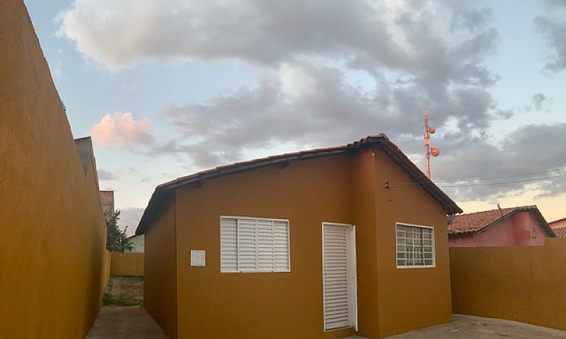 Casa Águas Lindas Ág...